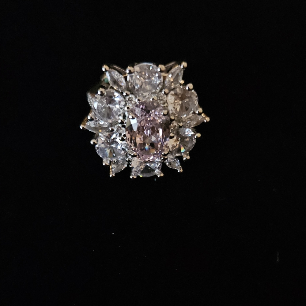 Elegant Silver and pink Crystal Ring